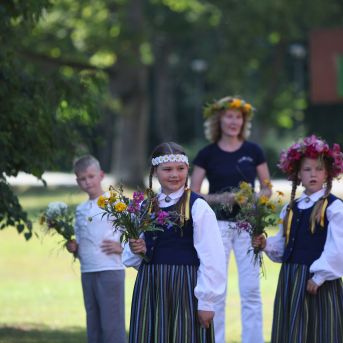 XII Skolu jaunatnes dziesmu un deju svētku 