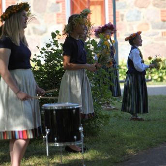 XII Skolu jaunatnes dziesmu un deju svētku 