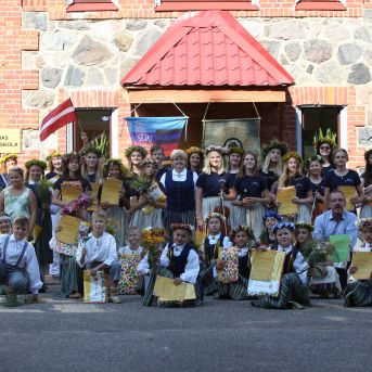 XII Skolu jaunatnes dziesmu un deju svētku 