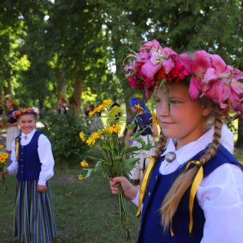 XII Skolu jaunatnes dziesmu un deju svētku 