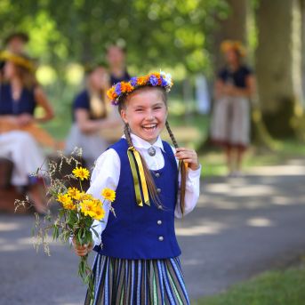 XII Skolu jaunatnes dziesmu un deju svētku 
