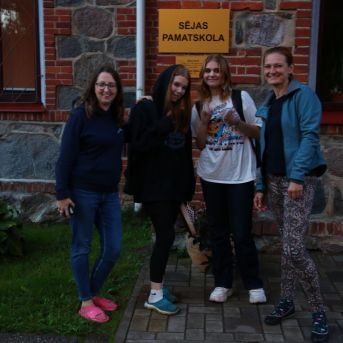 Lai top!  sk.Guntara Foto II - 