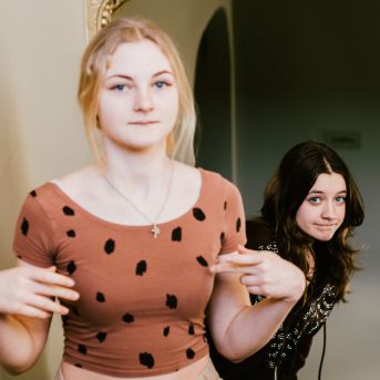 Brīvlaika rosība SMMS! - Foto: Alise Kidika un Anna Portere