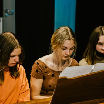 Brīvlaika rosība SMMS! - Foto: Alise Kidika un Anna Portere