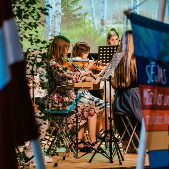 Izlaidums - Foto: Līna Zvejniece un Guntars Petrovics