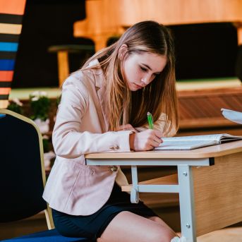 Izlaidums - Foto: Līna Zvejniece un Guntars Petrovics