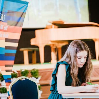 Izlaidums - Foto: Līna Zvejniece un Guntars Petrovics