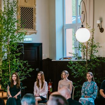 Izlaidums - Foto: Līna Zvejniece un Guntars Petrovics