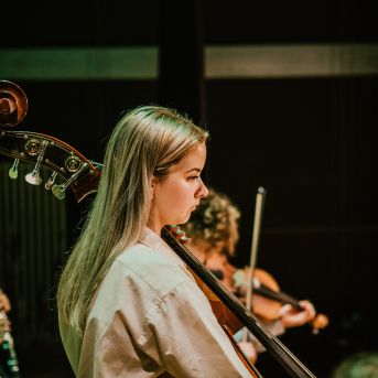 Izlaidums - Foto: Līna Zvejniece un Guntars Petrovics