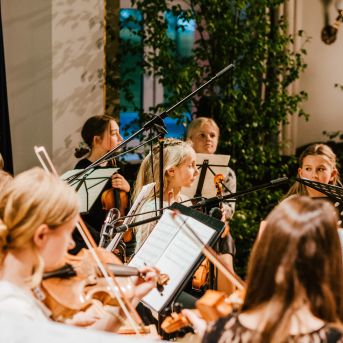 Izlaidums - Foto: Līna Zvejniece un Guntars Petrovics