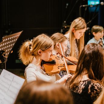 Izlaidums - Foto: Līna Zvejniece un Guntars Petrovics