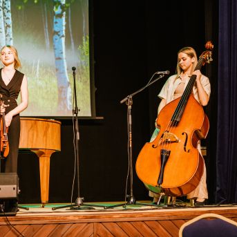 Izlaidums - Foto: Līna Zvejniece un Guntars Petrovics