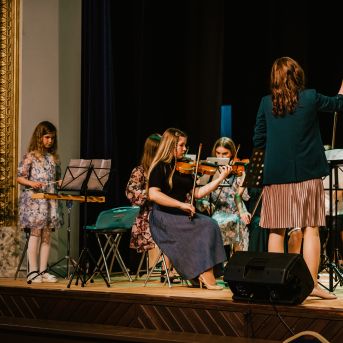 Izlaidums - Foto: Līna Zvejniece un Guntars Petrovics