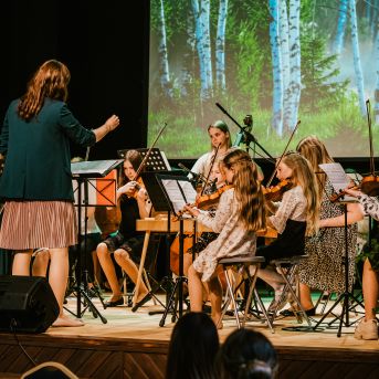 Izlaidums - Foto: Līna Zvejniece un Guntars Petrovics