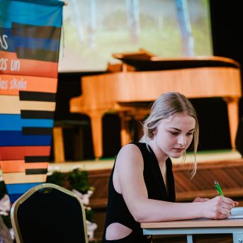 Izlaidums - Foto: Līna Zvejniece un Guntars Petrovics