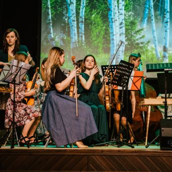 Izlaidums - Foto: Līna Zvejniece un Guntars Petrovics