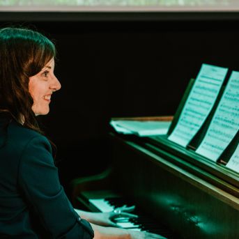 Izlaidums - Foto: Līna Zvejniece un Guntars Petrovics