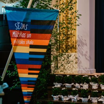 Izlaidums - Foto: Līna Zvejniece un Guntars Petrovics