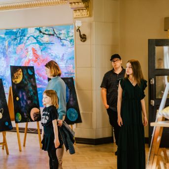 Izlaidums - Foto: Līna Zvejniece un Guntars Petrovics