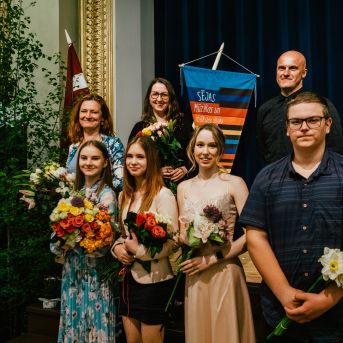 Izlaidums - Foto: Līna Zvejniece un Guntars Petrovics