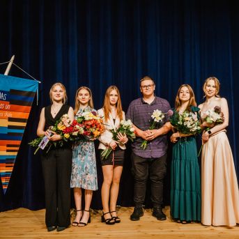 Izlaidums - Foto: Līna Zvejniece un Guntars Petrovics