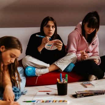 Mākslas terapeites lekcija - 