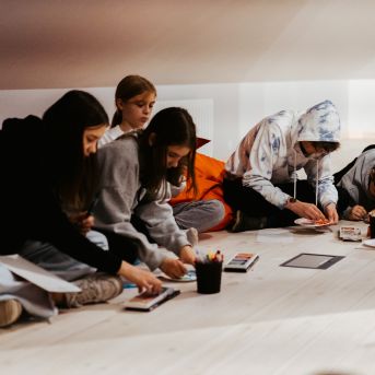 Mākslas terapeites lekcija - 