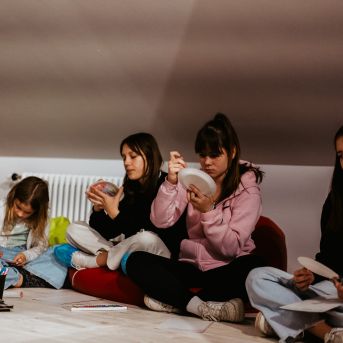 Mākslas terapeites lekcija - 