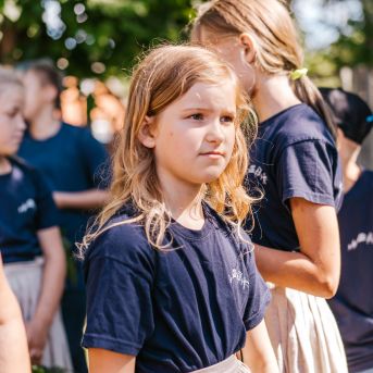 Saulkrastu nov. svētku gājiens - Foto: Ginta Zīverte un SMMS