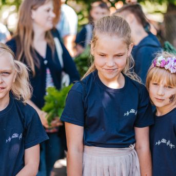 Saulkrastu nov. svētku gājiens - Foto: Ginta Zīverte un SMMS