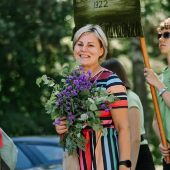 Saulkrastu nov. svētku gājiens - Foto: Ginta Zīverte un SMMS