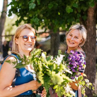 Saulkrastu nov. svētku gājiens - Foto: Ginta Zīverte un SMMS