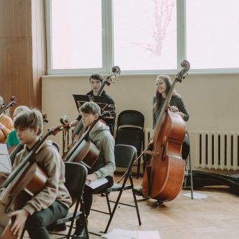XXI Vidzemes jauniešu kamerorķestru festivāls Lēdurgā - Foto: SMMS un Gundars Kaminskis