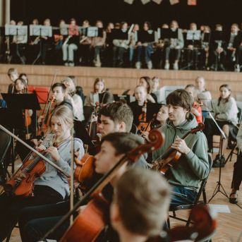 XXI Vidzemes jauniešu kamerorķestru festivāls Lēdurgā - Foto: SMMS un Gundars Kaminskis