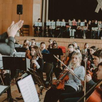 XXI Vidzemes jauniešu kamerorķestru festivāls Lēdurgā - Foto: SMMS un Gundars Kaminskis