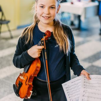 XXI Vidzemes jauniešu kamerorķestru festivāls Lēdurgā - Foto: SMMS un Gundars Kaminskis