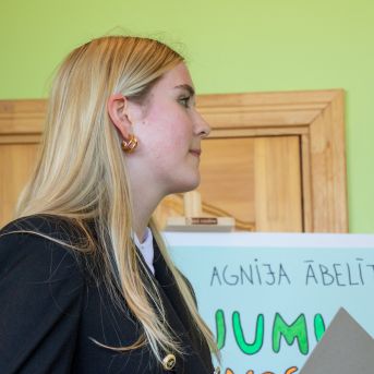 Diplomdarbu aizstāvēšana - 