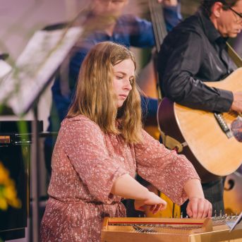 Pedagogs tuvplānā - Foto: Edgars Semanis