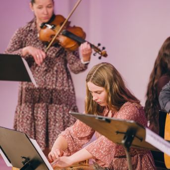 Pedagogs tuvplānā - Foto: Edgars Semanis