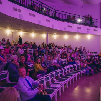 Pedagogs tuvplānā - Foto: Edgars Semanis