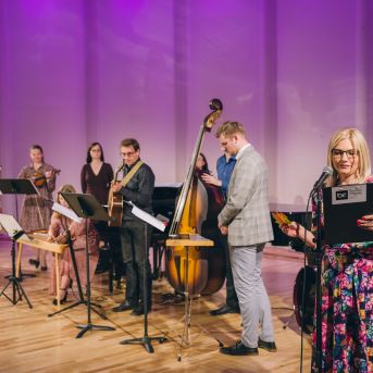 Pedagogs tuvplānā - Foto: Edgars Semanis