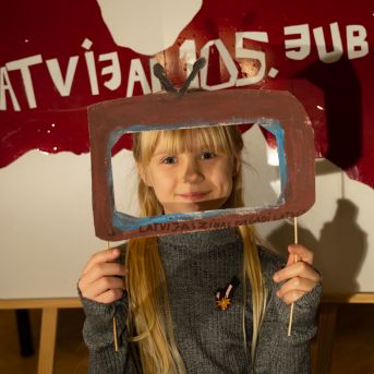 Dziesmu vakars klusinātā gaismā - 