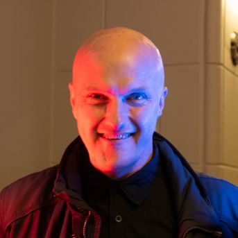 Dziesmu vakars klusinātā gaismā - 