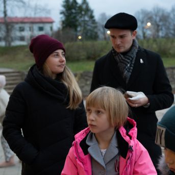 Dziesmu vakars klusinātā gaismā - 