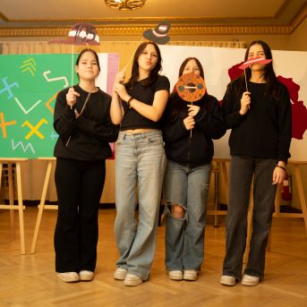 Dziesmu vakars klusinātā gaismā - 