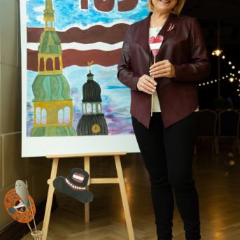 Dziesmu vakars klusinātā gaismā - 