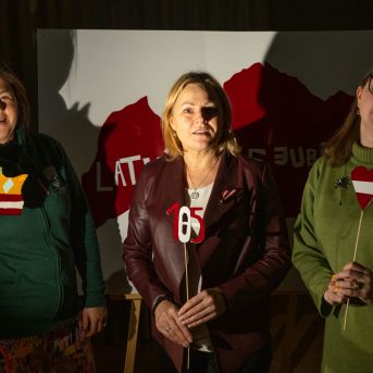 Dziesmu vakars klusinātā gaismā - 