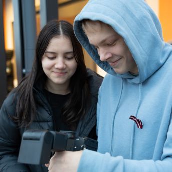 Dziesmu vakars klusinātā gaismā - 