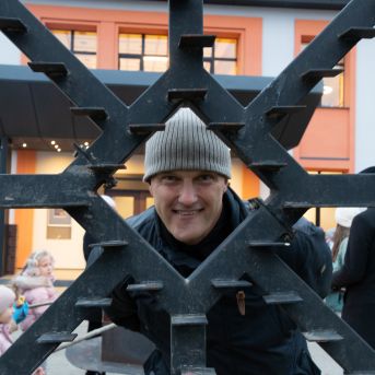 Dziesmu vakars klusinātā gaismā - 