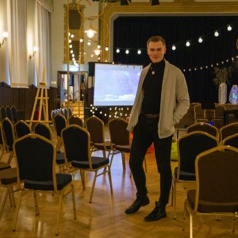 Dziesmu vakars klusinātā gaismā - 